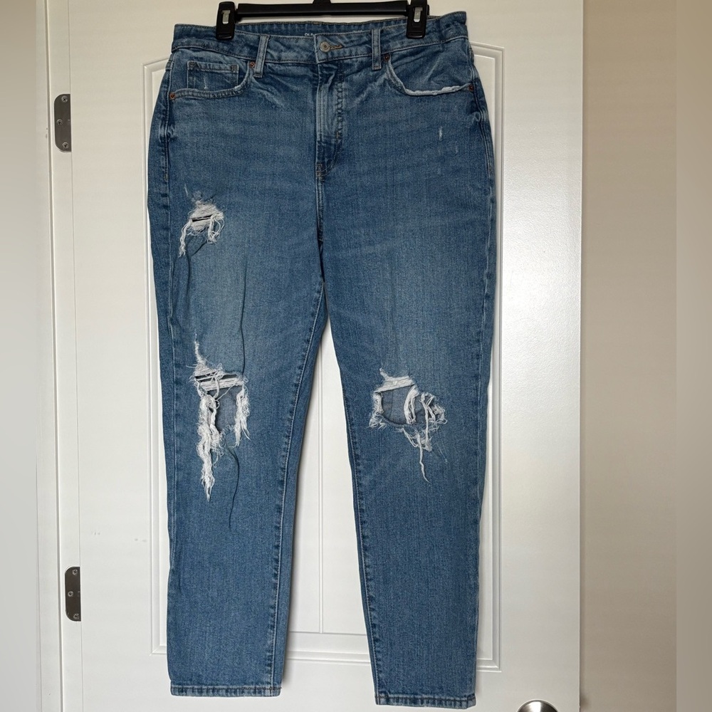 Old Navy Distressed High Rise Curvy O.G. Straight Jeans